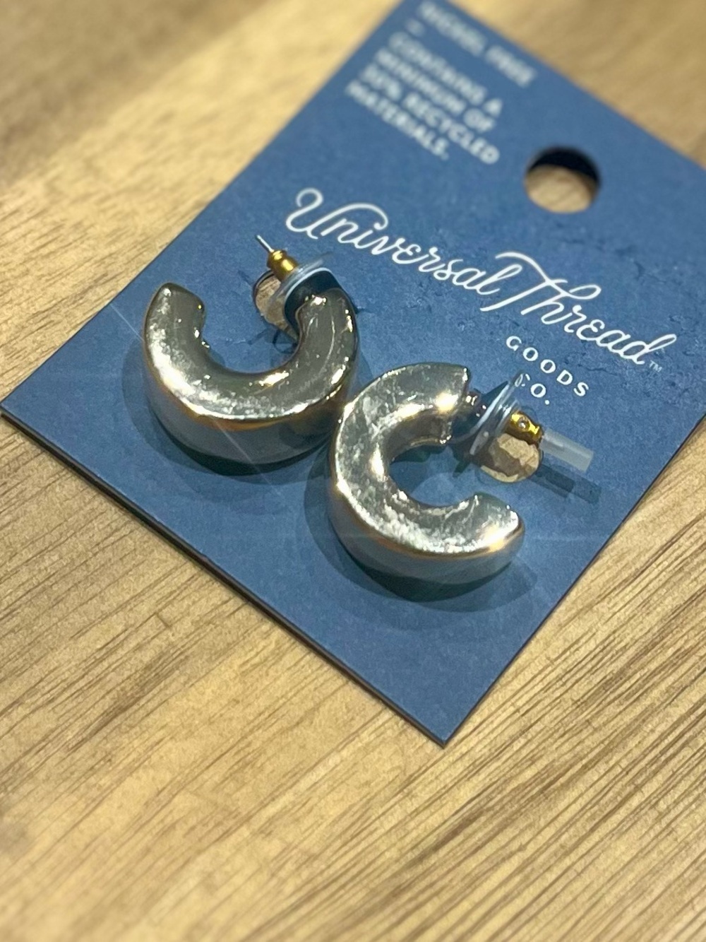 *3/$15, Universal Thread, Chunky Gold Hoop Earrings - Picture 2 of 5